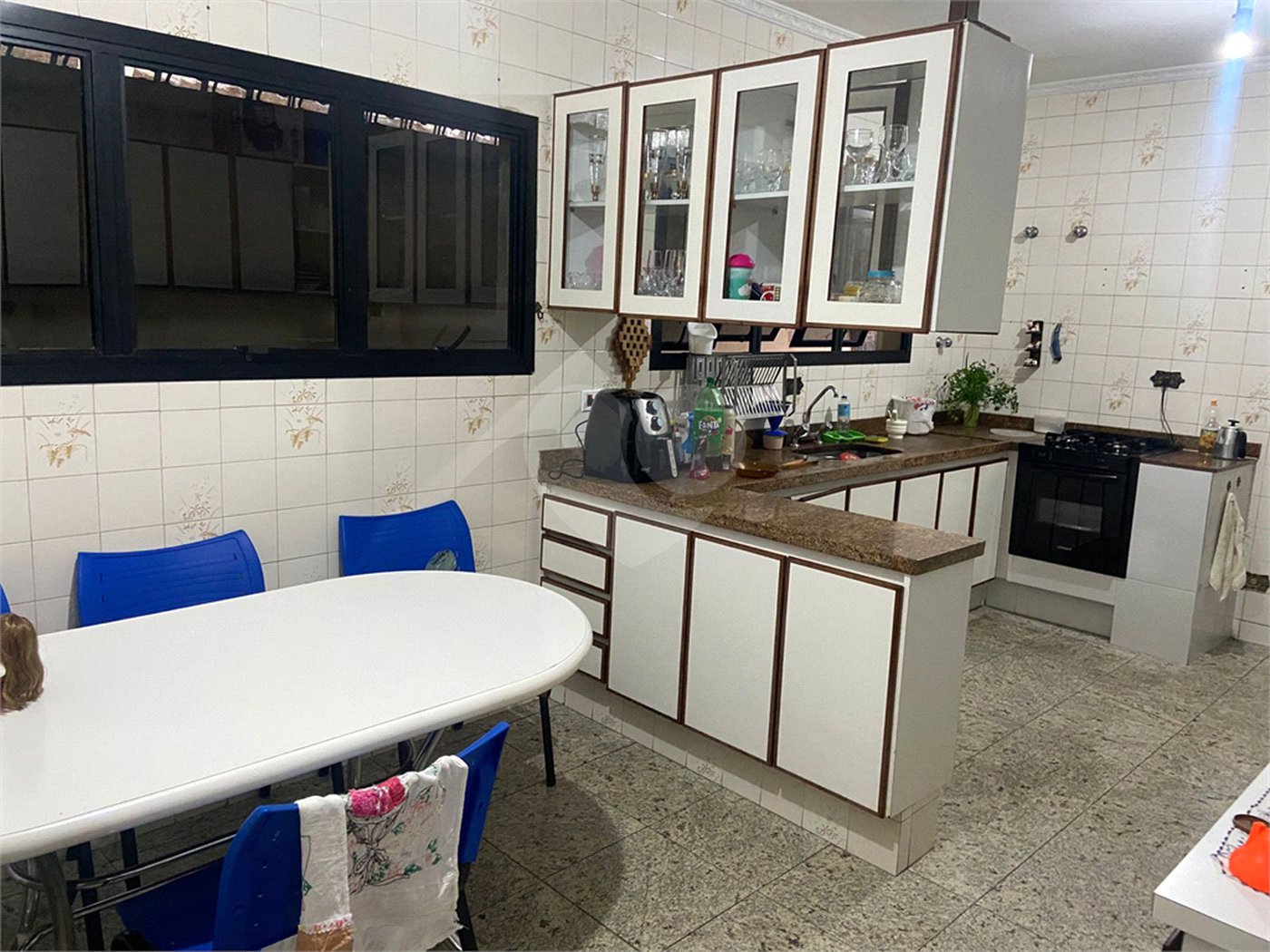 Casa à venda com 4 quartos, sendo 1 suíte, em Jardim Rincão, Arujá, SP