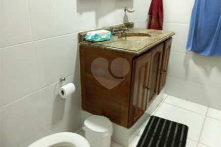 Casa à venda com 2 quartos em Vila Galvão, Guarulhos, SP