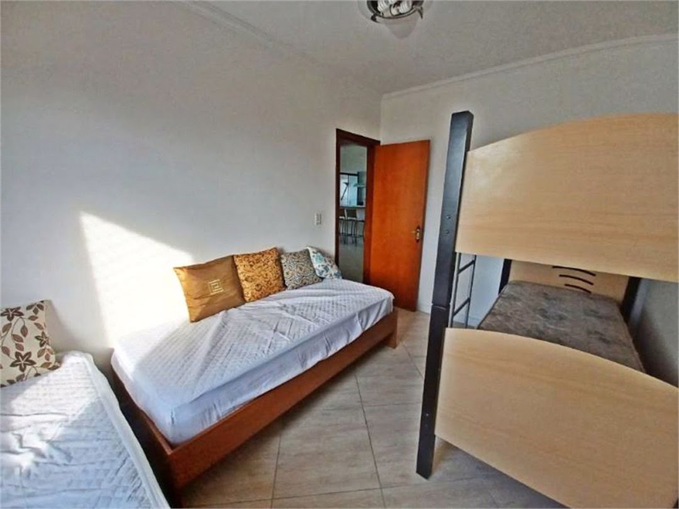 Apartamento Residencial à venda, Vila Guilhermina, Praia Grande - AP0254.