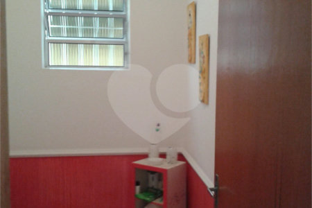 Sobrado à venda com 3 quartos em Vila Dona Augusta, São Paulo, SP
