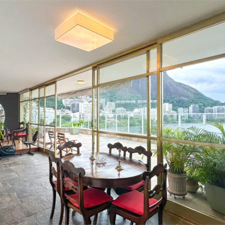 Cobertura à venda com 7 quartos, sendo 3 suítes,  em Lagoa, Rio de Janeiro, RJ