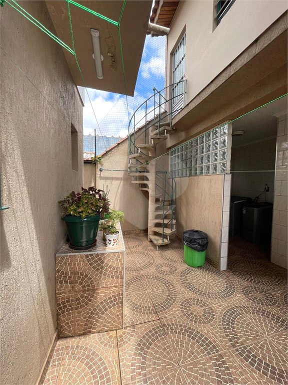 Sobrado à venda com 3 quartos, sendo 1 suíte, em Vila Gustavo, São Paulo, SP