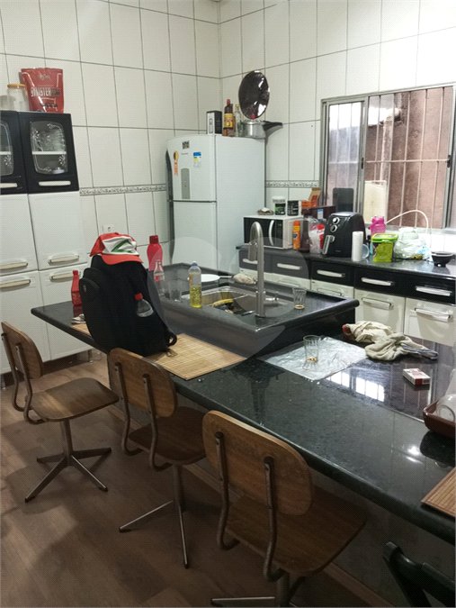 Sobrado à venda com 6 quartos, sendo 2 suítes, em Jardim Felicidade, São Paulo, SP