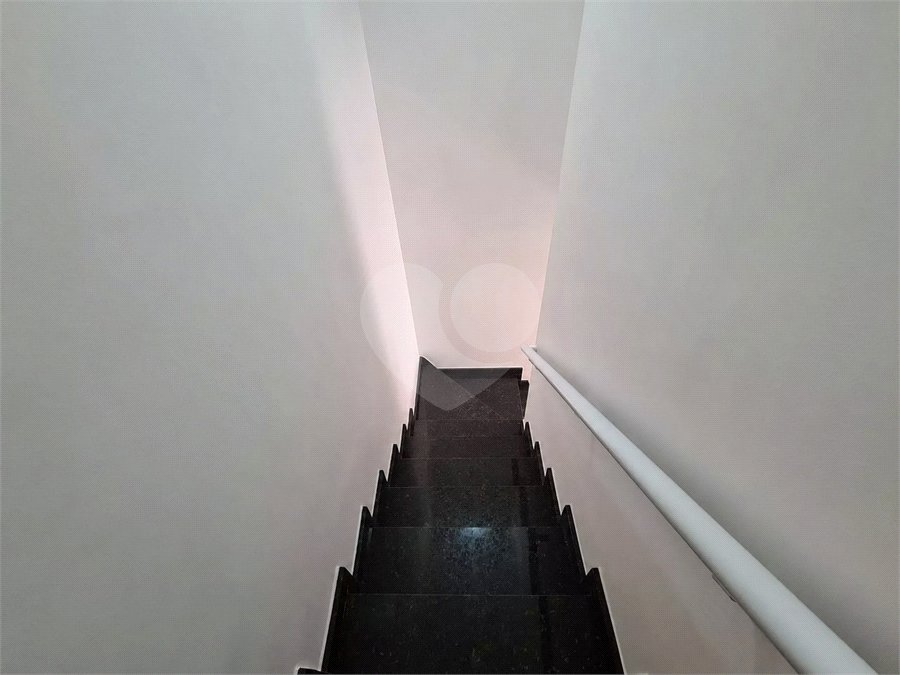 Casa à venda com 3 quartos, sendo 1 suíte, no condomínio Ponta de Leste, São Paulo - SP