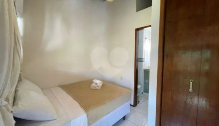 Casa em condomínio à venda com 2 quartos, sendo 1 suíte,  em Geribá, Armação dos Búzios, RJ