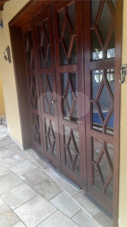 Sobrado à venda com 3 suítes em Tremembé, São Paulo, SP