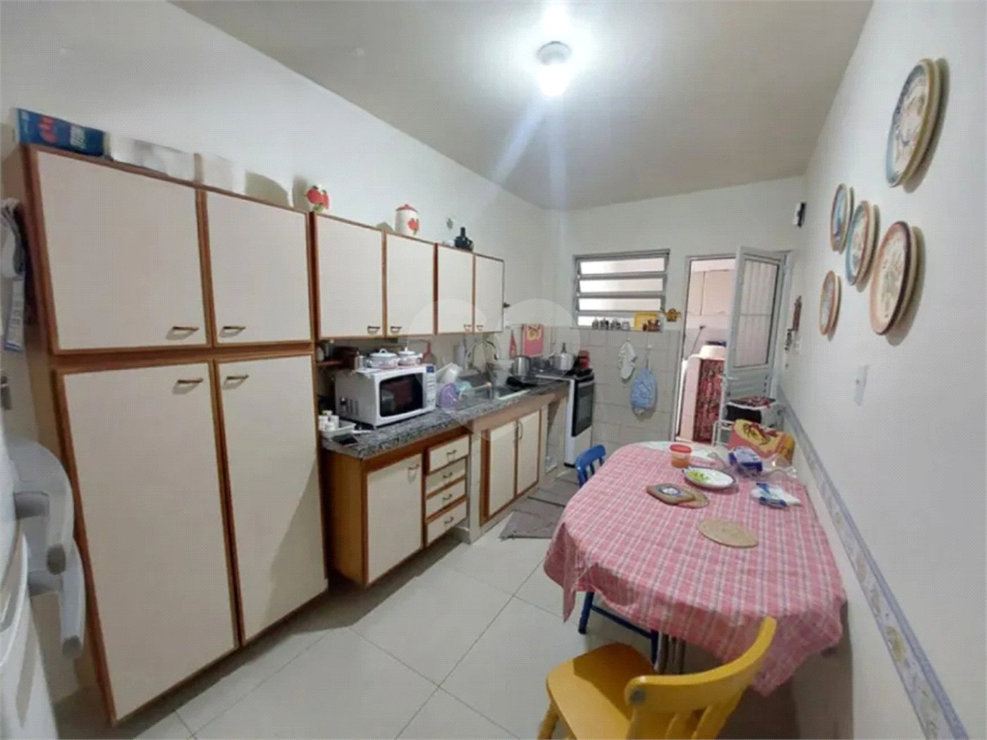 Sobrado à venda com 5 quartos, sendo 1 suíte, em Sumaré, São Paulo, SP