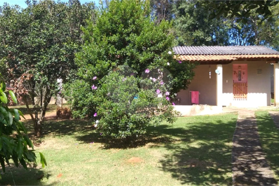 Casa Térrea à venda com 2 quartos em Chácara Real (caucaia do Alto), Cotia, SP