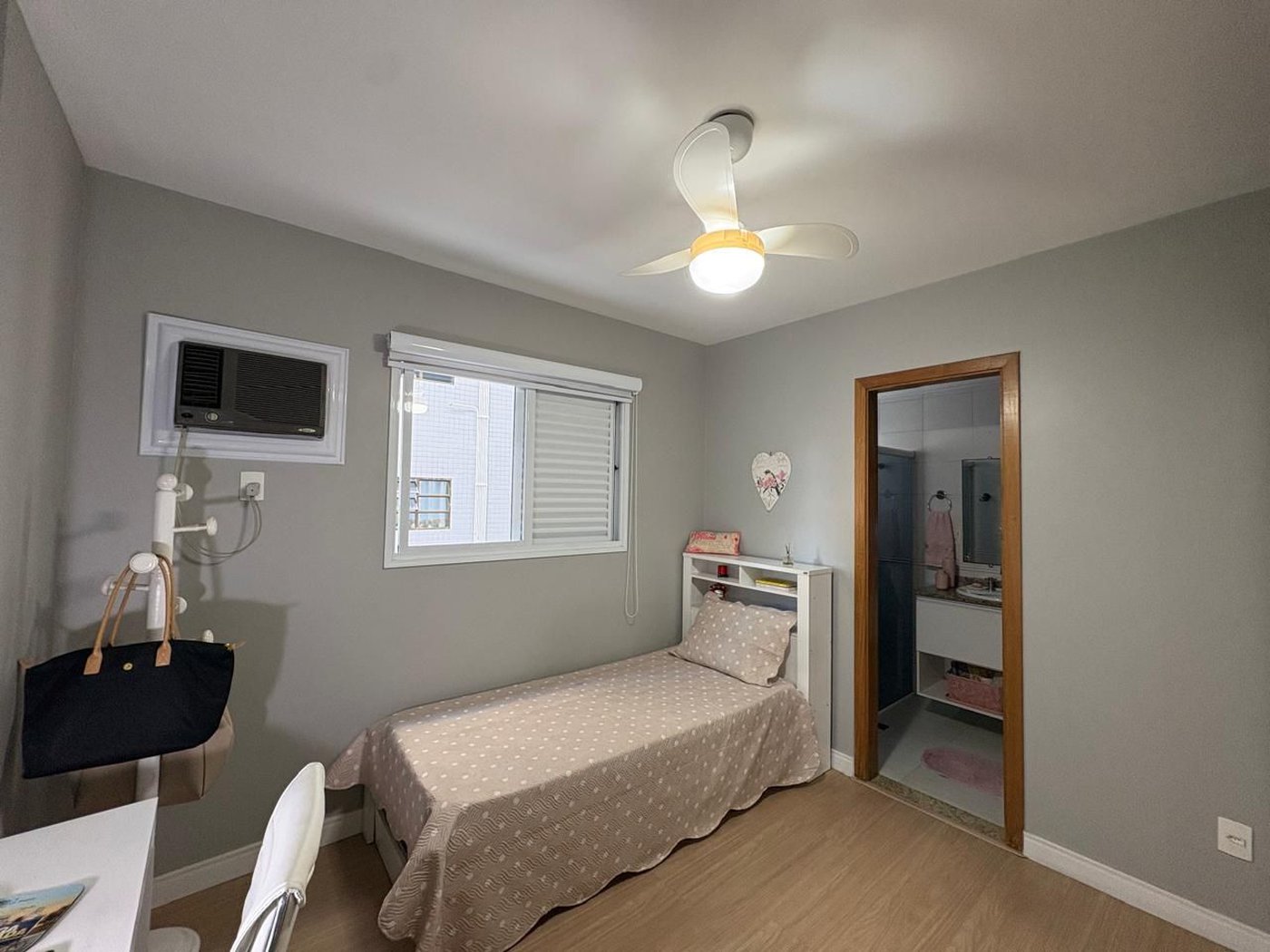 Apartamento com 3 dormitórios à venda, 162 m² por R$ 1.550.000,00 - Pompéia - Santos/SP