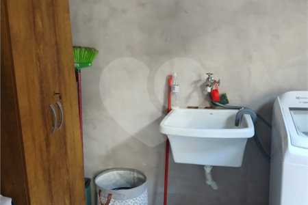 Sobrado à venda com 3 quartos, sendo 1 suíte,  em Villa Di Cesar, Mogi das Cruzes, SP