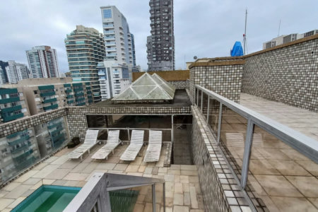 Cobertura com 4 dormitórios à venda, 380 m² por R$ 4.999.999,00 - Gonzaga - Santos/SP