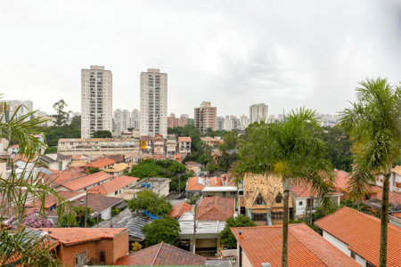 Apartamento à venda com 4 quartos, sendo 1 suíte, em Jardim Monte Kemel, São Paulo, SP