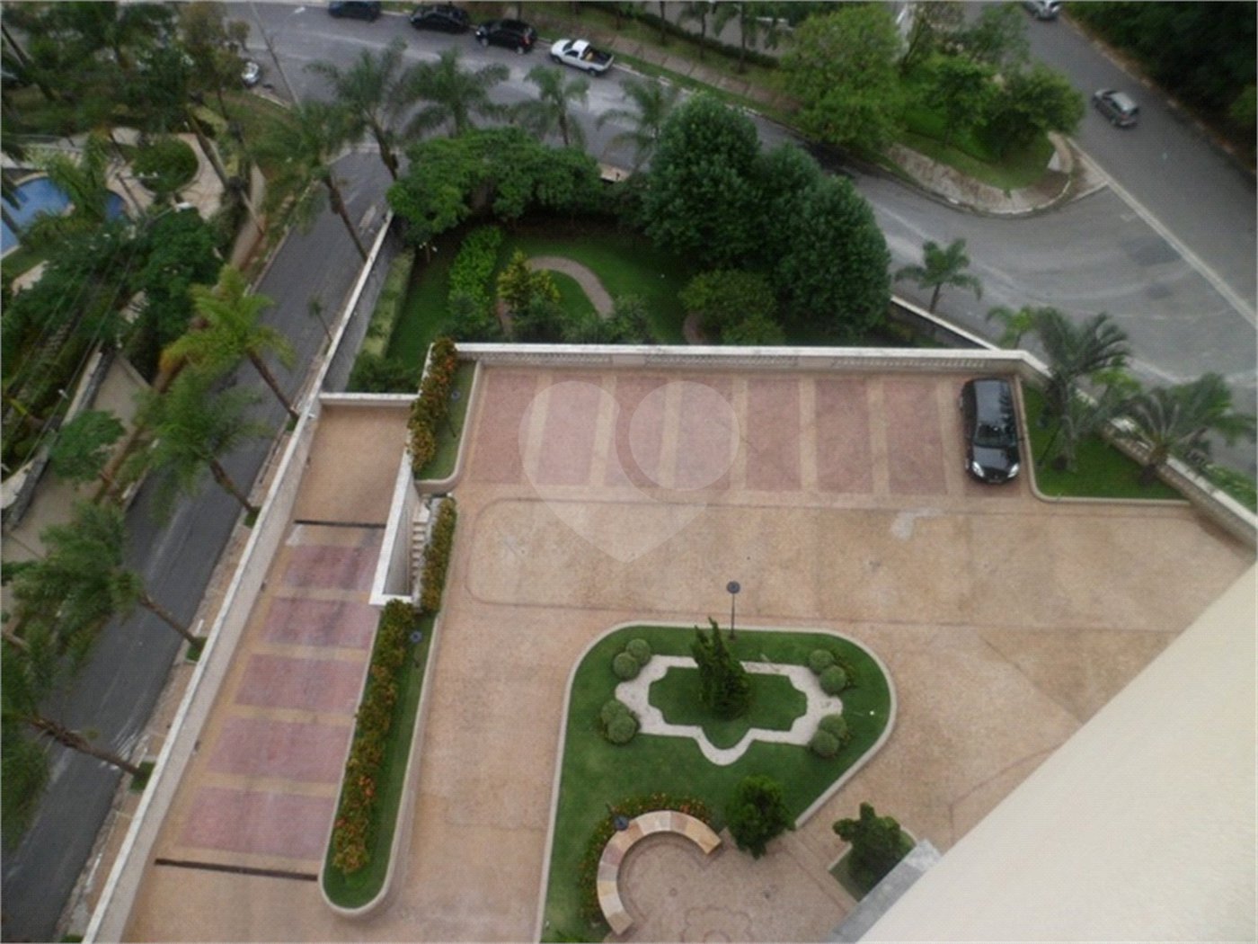 Apartamento à venda com 4 suítes em Jardim Fonte do Morumbi, São Paulo, SP