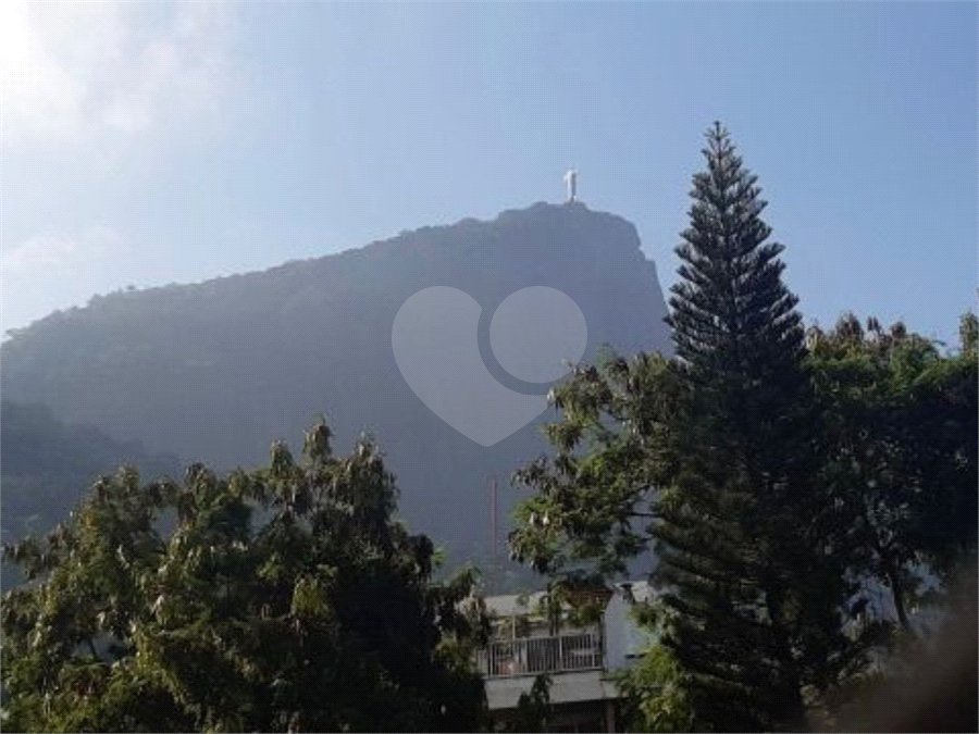 Apartamento à venda com 3 quartos, sendo 1 suíte,  em Lagoa, Rio de Janeiro, RJ