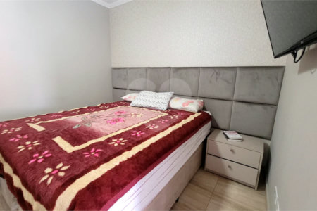 Sobrado à venda com 3 quartos, sendo 1 suíte, em Vila Nivi, São Paulo, SP