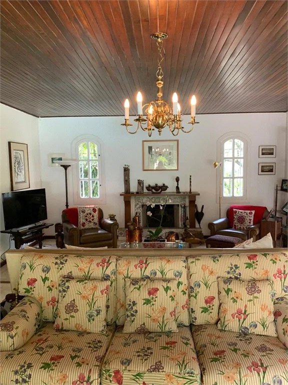 Sobrado à venda com 4 suítes em Fazenda Morumbi, São Paulo, SP