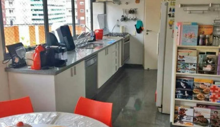 Apartamento para alugar com 4 quartos, sendo 3 suítes,  em Jardim Londrina, São Paulo, SP
