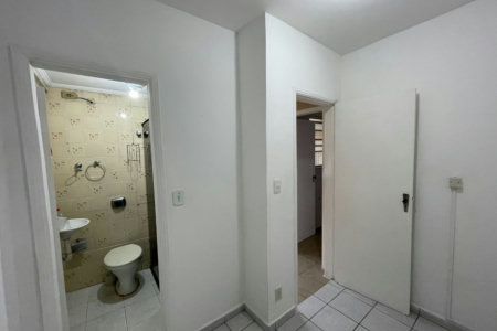 Apartamento 2 dormitórios + dependência, 1 vaga demarcada, no Campo Grande, Santos