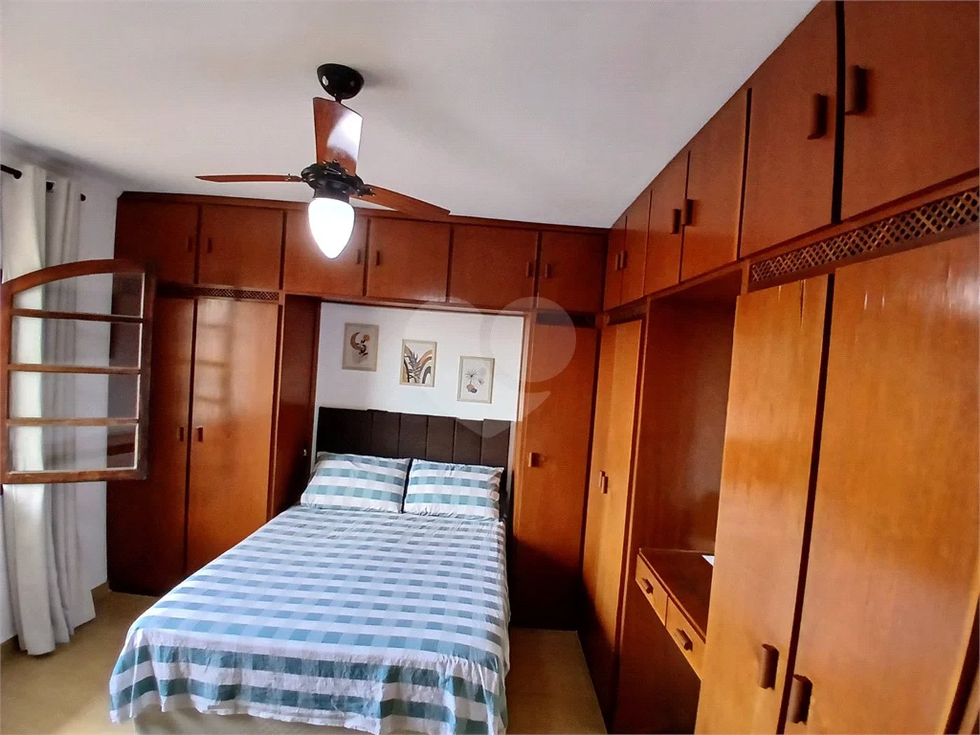 Sobrado à venda com 3 quartos, sendo 1 suíte,  em Tremembé, São Paulo, SP