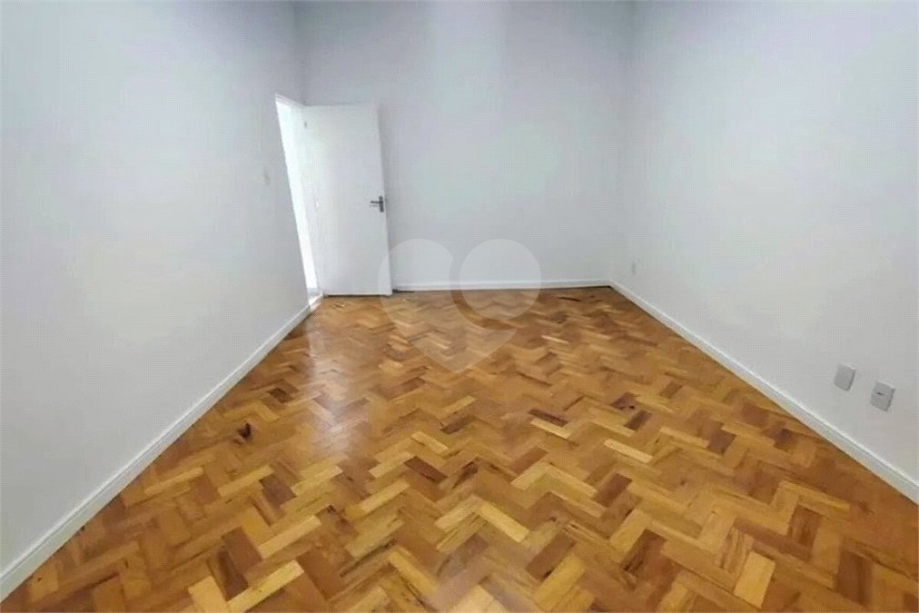 Apartamento à venda com 3 quartos, sendo 1 suíte,  em Copacabana, Rio de Janeiro, RJ