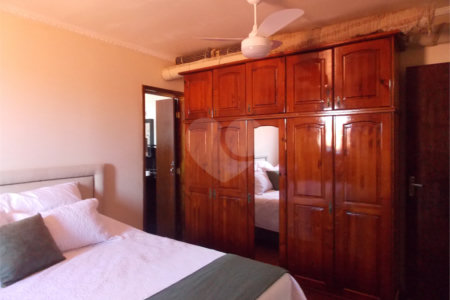 Casa à venda com 4 quartos, sendo 2 suítes, em Jardins, Bragança Paulista, SP