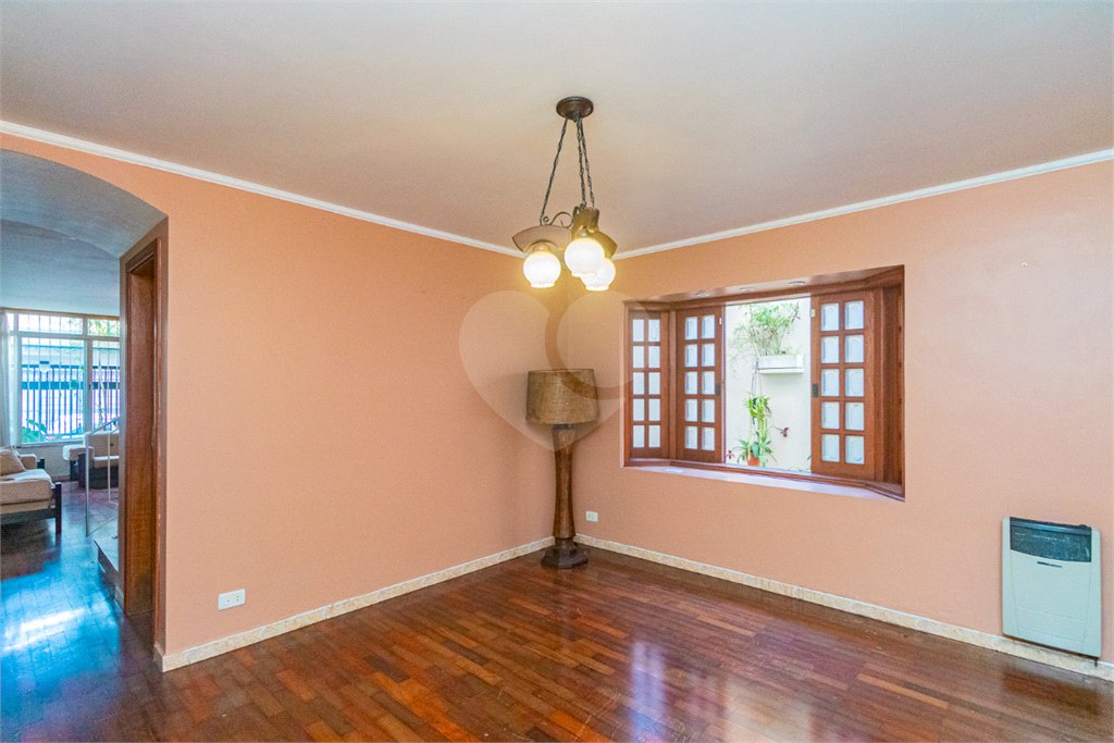 Sobrado à venda com 3 quartos, sendo 1 suíte, em Jardim Prudência, São Paulo, SP