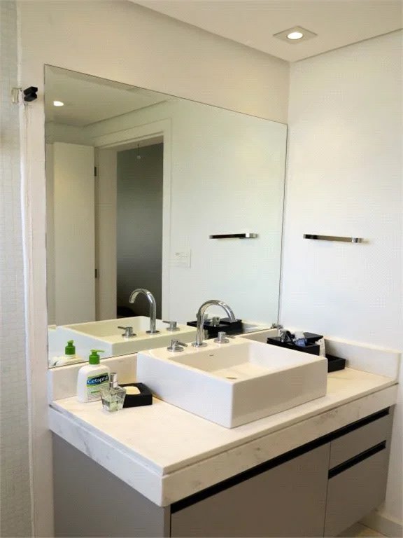 Apartamento à venda com 4 quartos, sendo 3 suítes, em Jardim Monte Kemel, São Paulo, SP