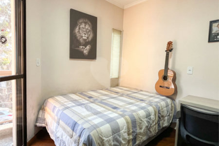 Sobrado à venda com 4 quartos, sendo 1 suíte, em Jardim Textil, São Paulo, SP