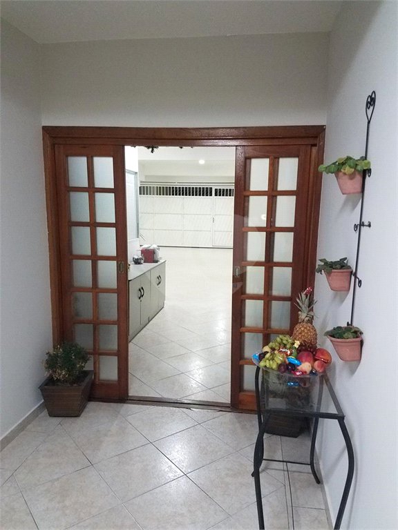 Sobrado à venda com 3 quartos em Tremembé, São Paulo, SP