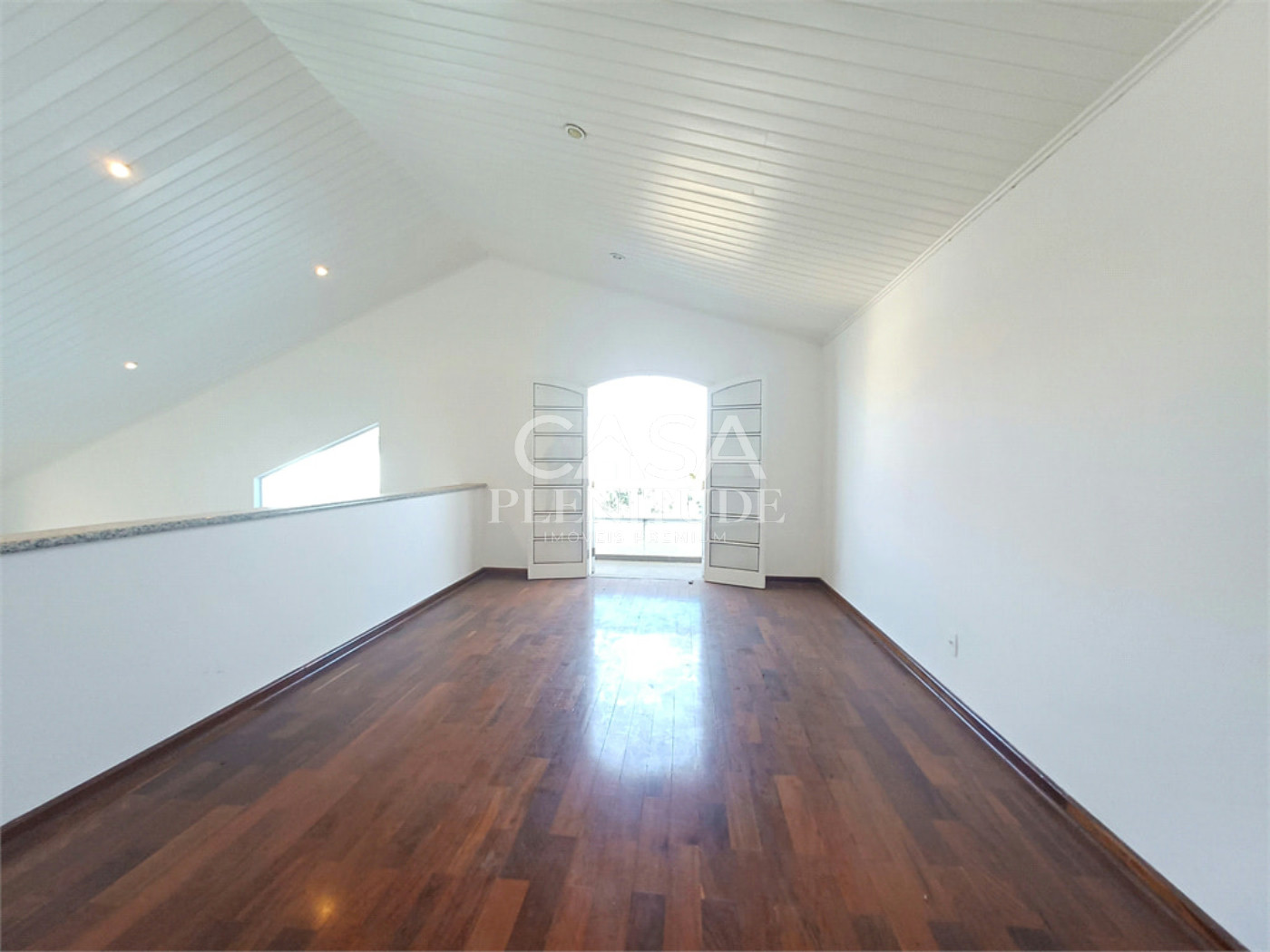 Casa em condomínio à venda com 3 quartos, sendo 2 suítes, em Granja Olga Ii, Sorocaba, SP