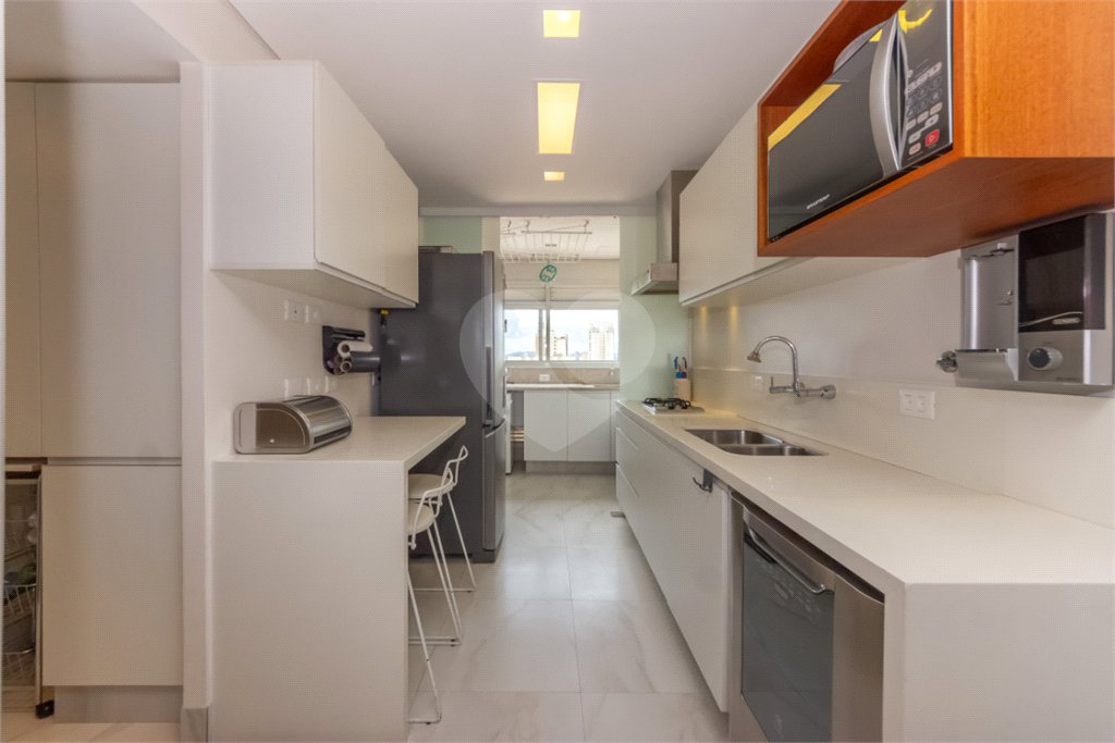 Cobertura à venda com 3 quartos, sendo 2 suítes,  em Vila Progredior, São Paulo, SP