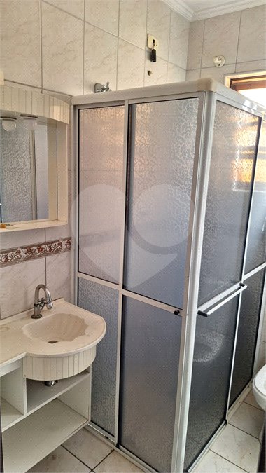 Sobrado para alugar com 4 quartos, sendo 3 suítes, em Vila Nivi, São Paulo, SP