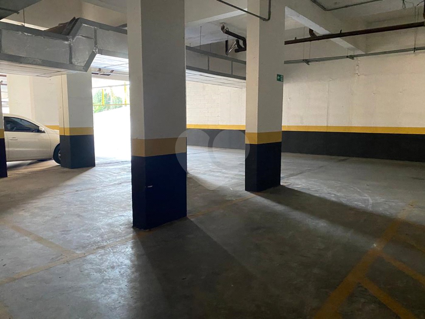 Apartamento à venda ou para alugar com 2 quartos, sendo 1 suíte, em Condomínio Granja Viana Ii, Cotia, SP