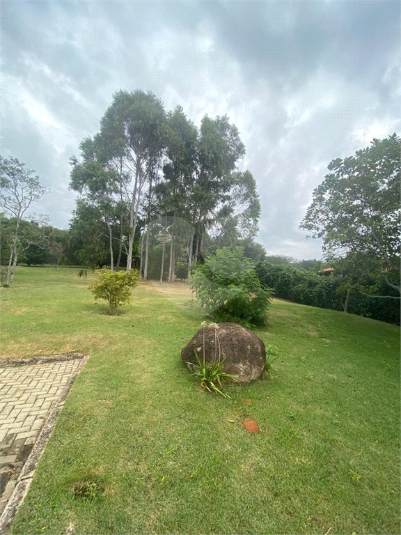 Casa à venda com 4 suítes no condomínio Vale da Santa Fé, Vinhedo - SP
