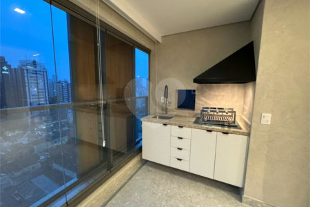 Apartamento para alugar com 3 quartos, sendo 2 suítes, em Pinheiros, São Paulo, SP