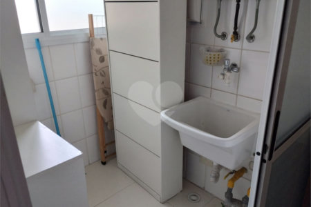 Apartamento para alugar com 2 quartos, sendo 1 suíte, em Vila Invernada, São Paulo, SP