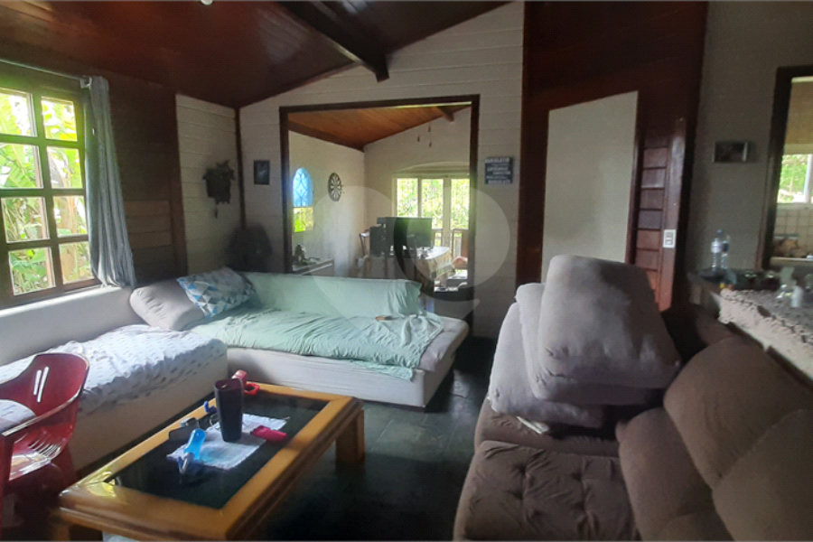 Casa Térrea à venda com 3 quartos, sendo 1 suíte,  em Serra da Cantareira, Mairiporã, SP