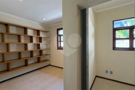 Casa à venda com 4 suítes no condomínio Vivendas do Lago, Sorocaba - SP