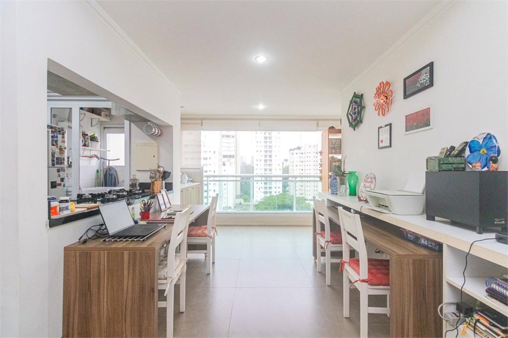Apartamento à venda com 2 quartos, sendo 1 suíte, em Alto da Boa Vista, São Paulo, SP