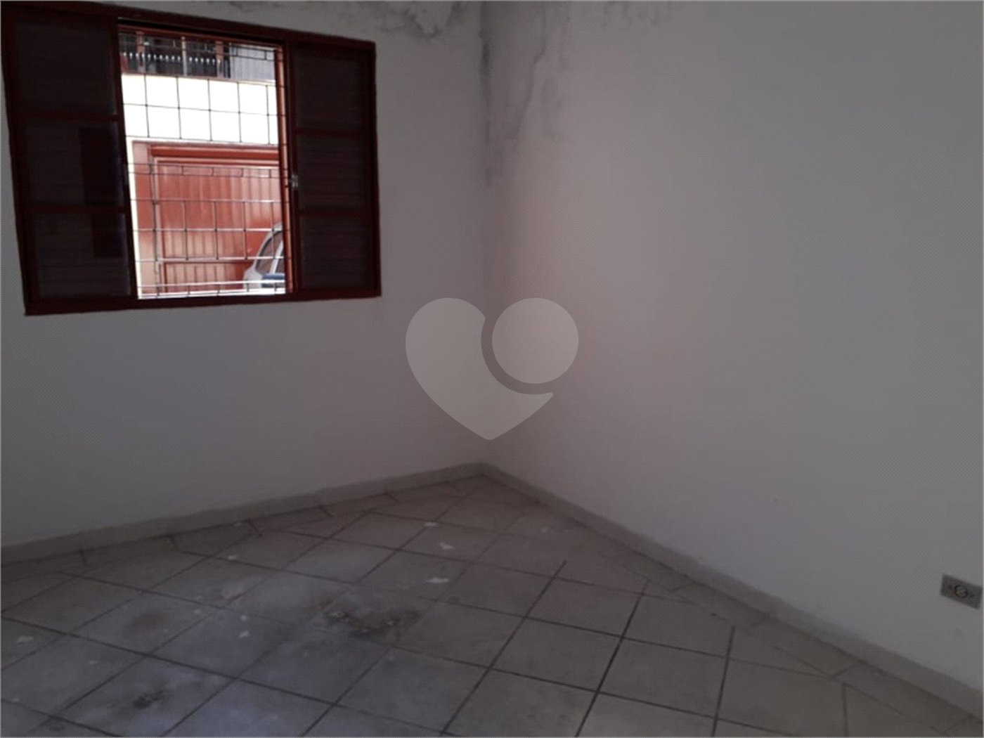 Casa à venda com 4 quartos, sendo 1 suíte,  em Água Fria, São Paulo, SP