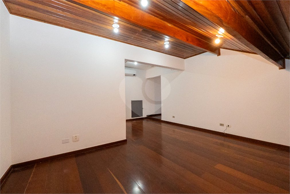 Casa de Vila à venda com 3 quartos, sendo 1 suíte, em Planalto Paulista, São Paulo, SP