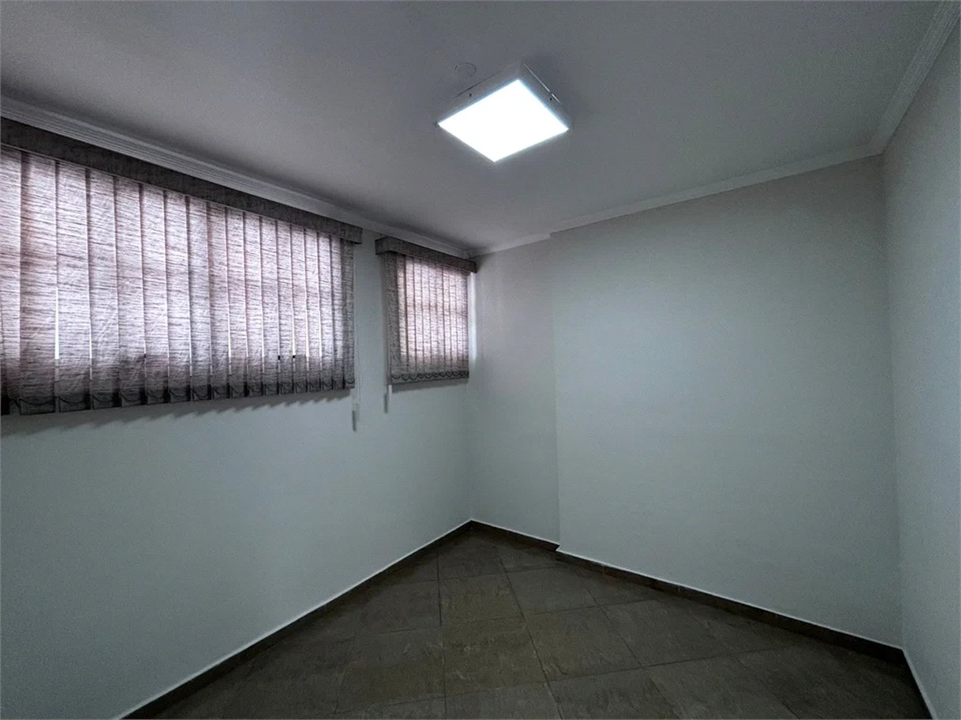 Casa à venda com 3 quartos, sendo 1 suíte,  no condomínio Villagio da Granja, Cotia - SP