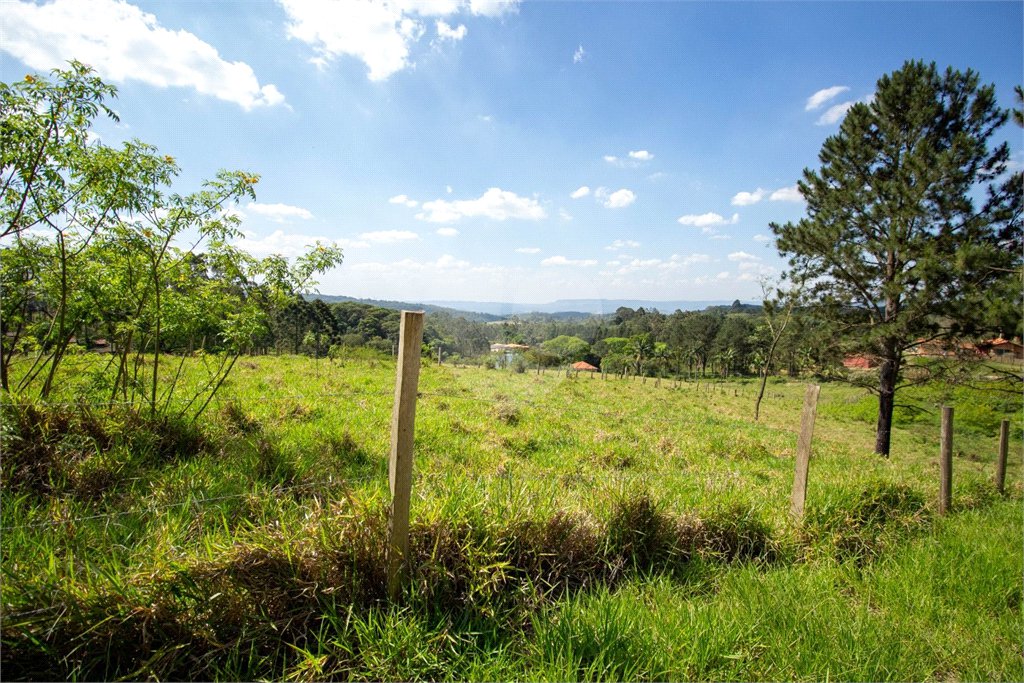 Terreno à venda em Vila Darcy Penteado (mailasqui), São Roque, SP