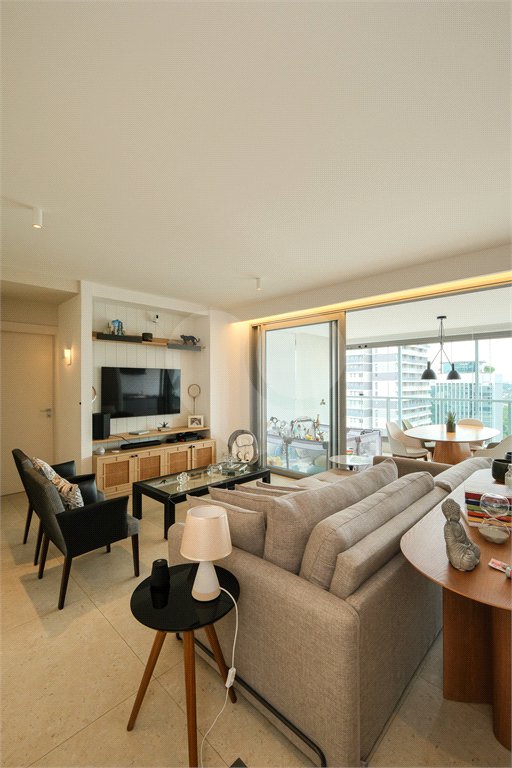 Apartamento para alugar com 2 suítes em Jardim Paulistano, São Paulo, SP