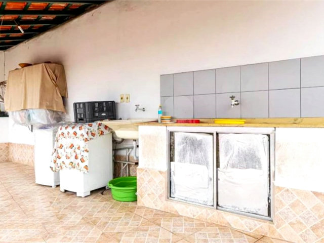 Sobrado à venda com 3 quartos, sendo 1 suíte,  em Vila Paulicéia, São Paulo, SP