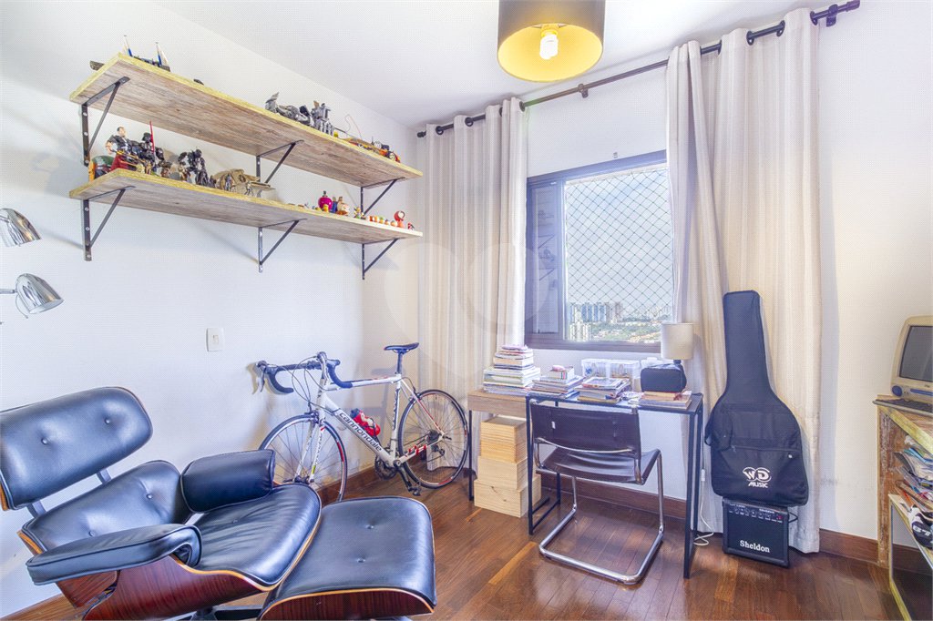 Apartamento à venda com 4 quartos, sendo 3 suítes, em Jardim Monte Kemel, São Paulo, SP