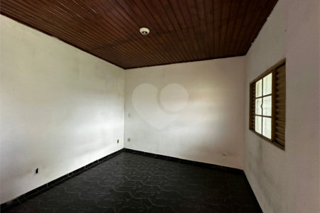 Casa à venda com 1 quarto em Jardim Suzanópolis, Suzano, SP