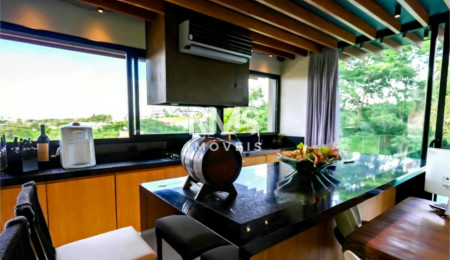 Casa à venda com 5 suítes no condomínio Plaza Athenee, Itu - SP