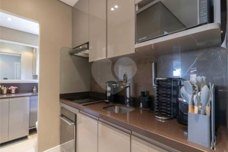 Apartamento à venda com 2 quartos, sendo 1 suíte, em Vila Olímpia, São Paulo, SP