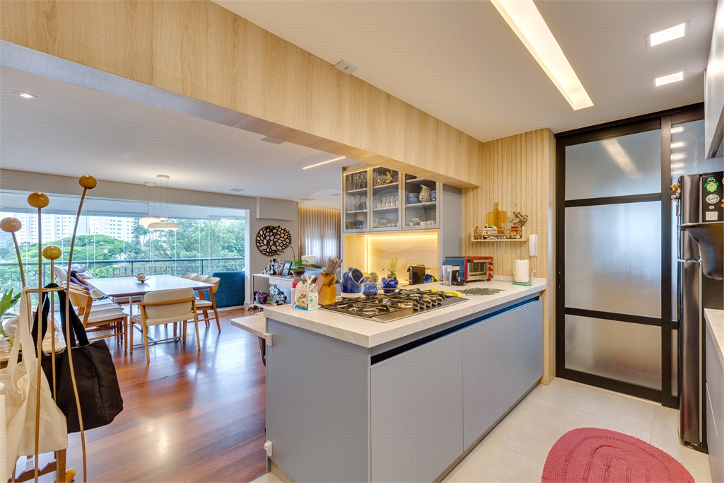 Apartamento à venda com 3 quartos, sendo 2 suítes, em Jardim Marajoara, São Paulo, SP